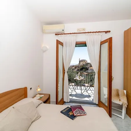 Alojamento de Acomodação e Pequeno-almoço Le Nereidi Positano