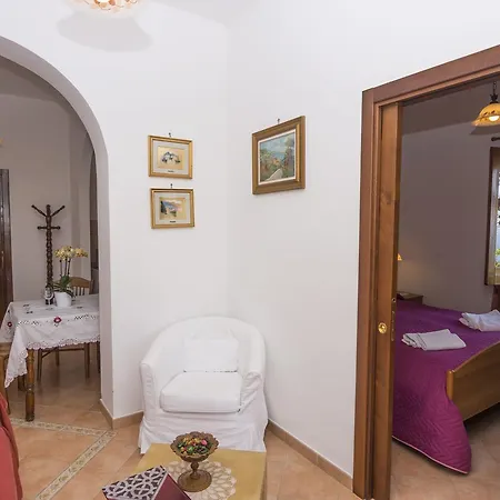 Le Nereidi Bed & Breakfast