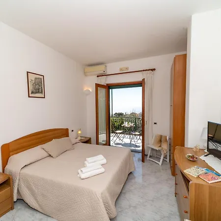 Le Nereidi Bed and Breakfast